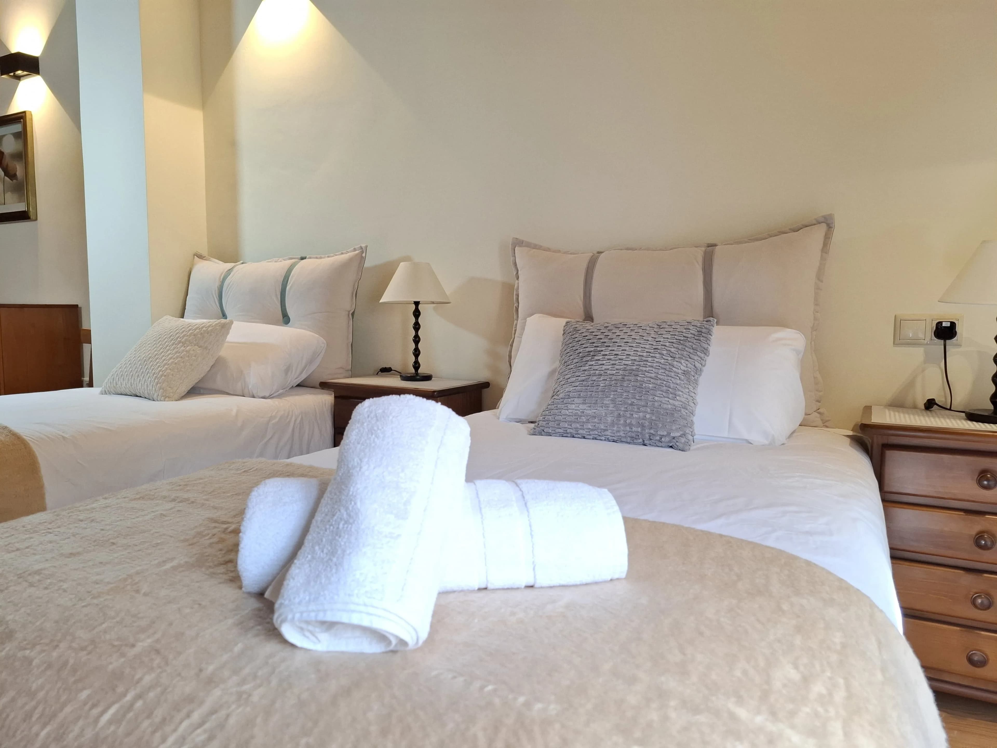 Habitaciones confortables y espacios pensados para profesionales - imagen 10